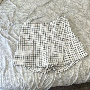 Abercrombie & Fitch short. Size Medium